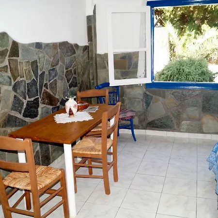 Ferienhaus Vourkari-bay 2 *